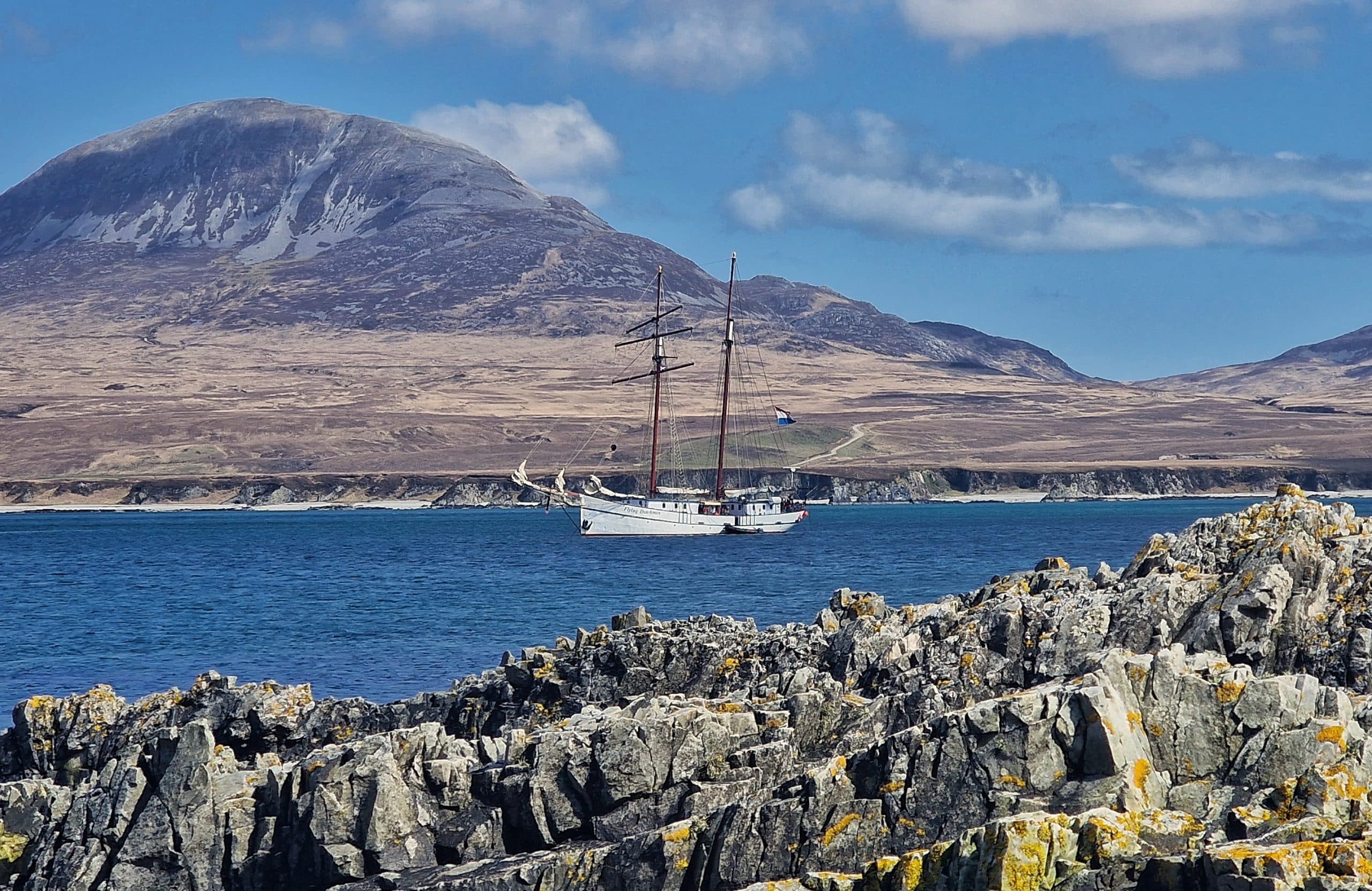 Voor anker bij Islay